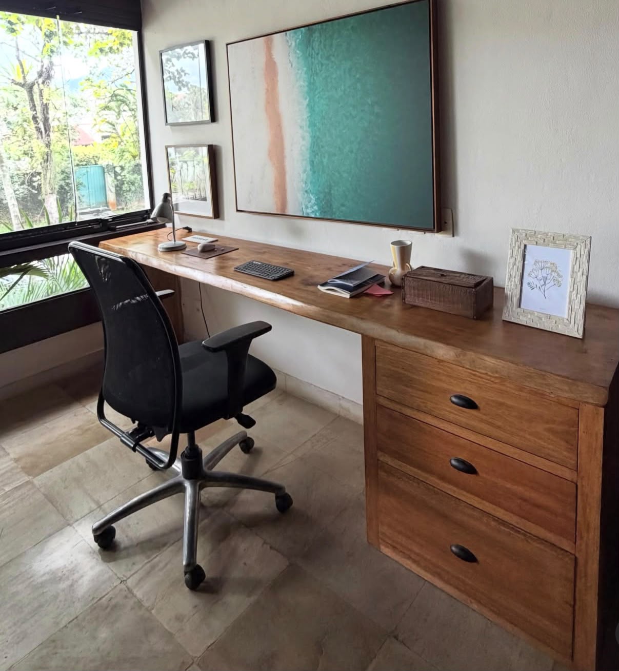 Home office em madeira maciça